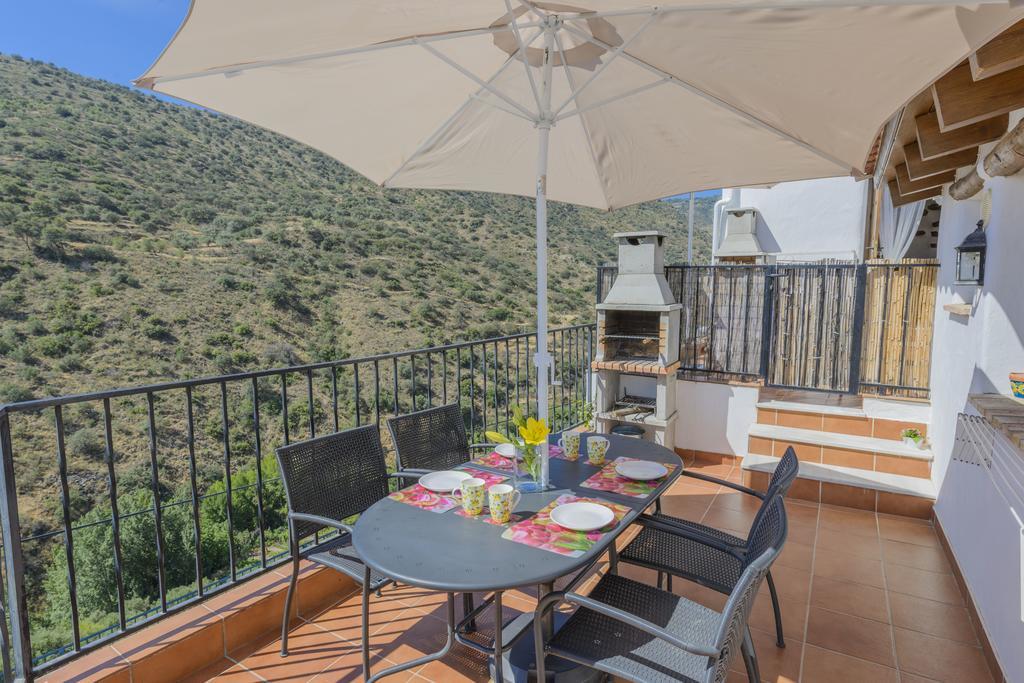 Picachico Country house Laroya